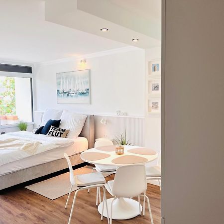 Neu - Frisch Renoviertes Ferienapartment "Waterkant" Büsum Zewnętrze zdjęcie